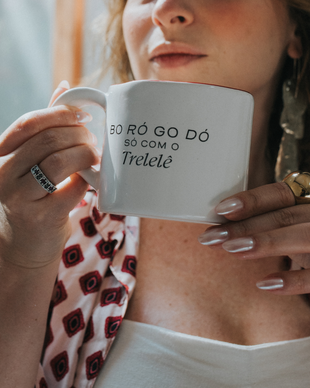 BOM DIA, RAINHA: Gloss, Caneca & Vela