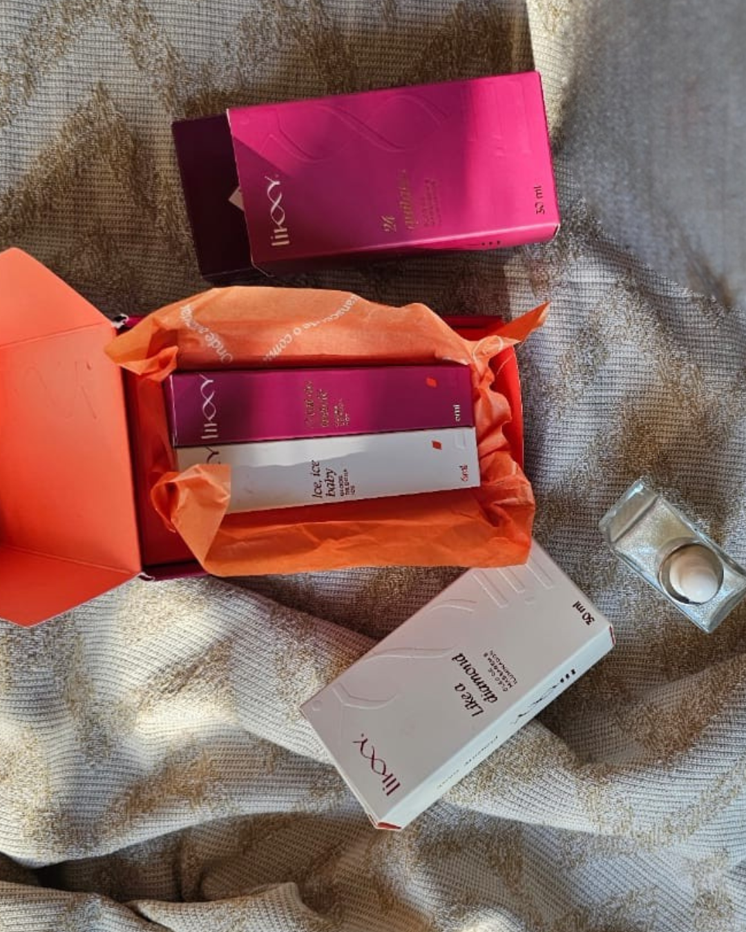 Aura: 2 Glosses & 1 Óleo