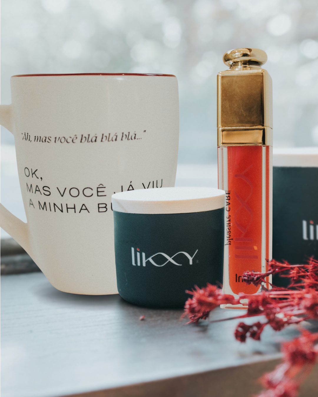BOM DIA, RAINHA: Gloss, Caneca & Vela